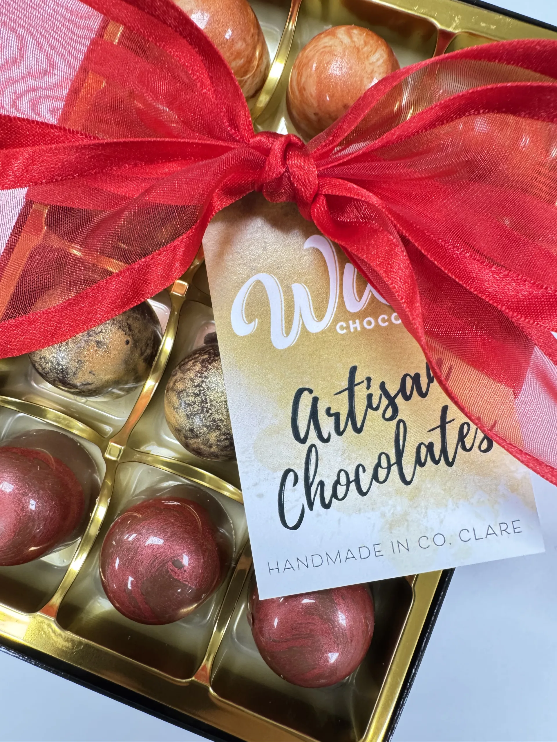 Gealánach – Hand Painted Irish Chocolate Truffle Domes - Image 5